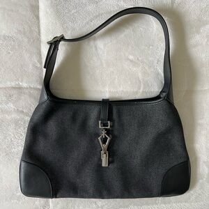 Authentic Y2K Gucci Shoulder/Hand Bag